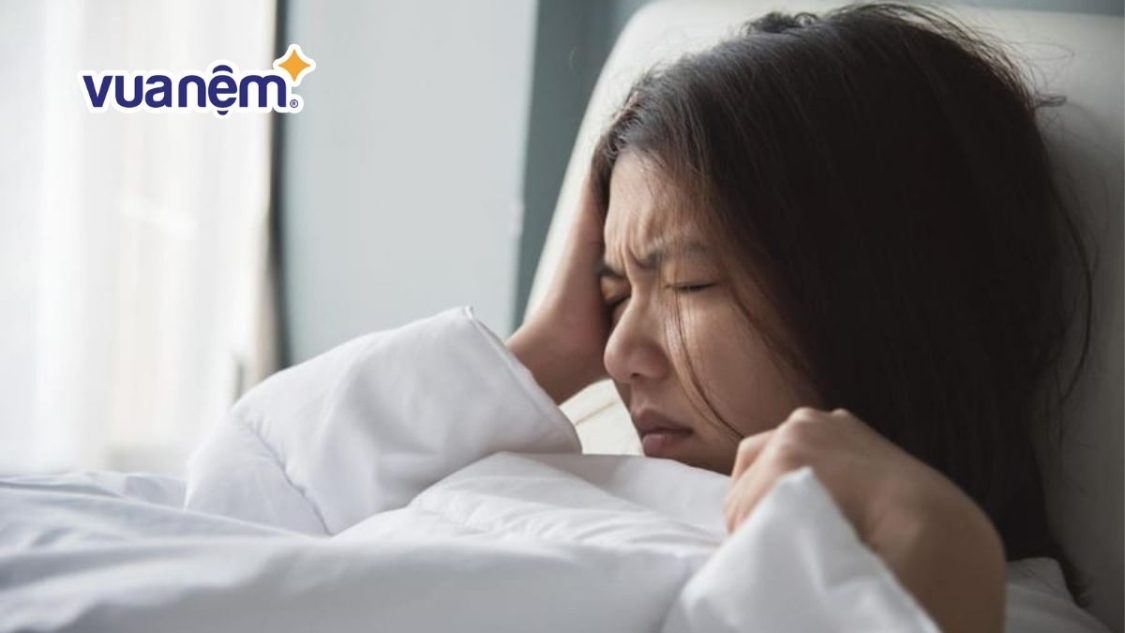 Mẹo giảm mồ hôi và chứng bốc hỏa vào ban đêm hiệu quả