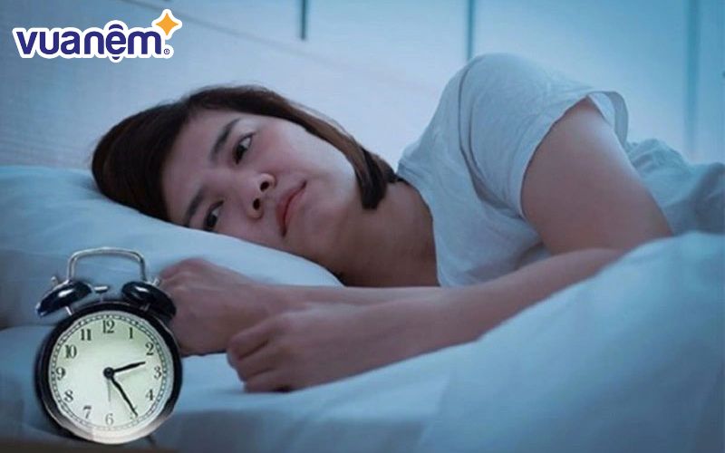 Mất ngủ kéo dài làm cho hệ thần kinh giao cảm phải hoạt động nhiều hơn