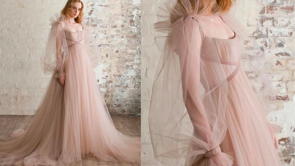 Váy cưới công chúa màu hồng bồng bềnh và nhẹ nhàng