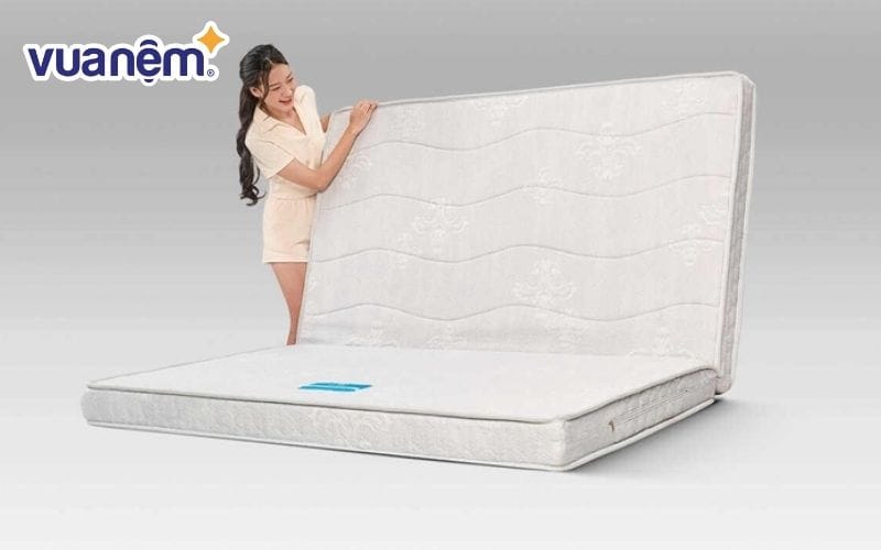 Nệm di động dễ di chuyển và gấp lại gọn gàng