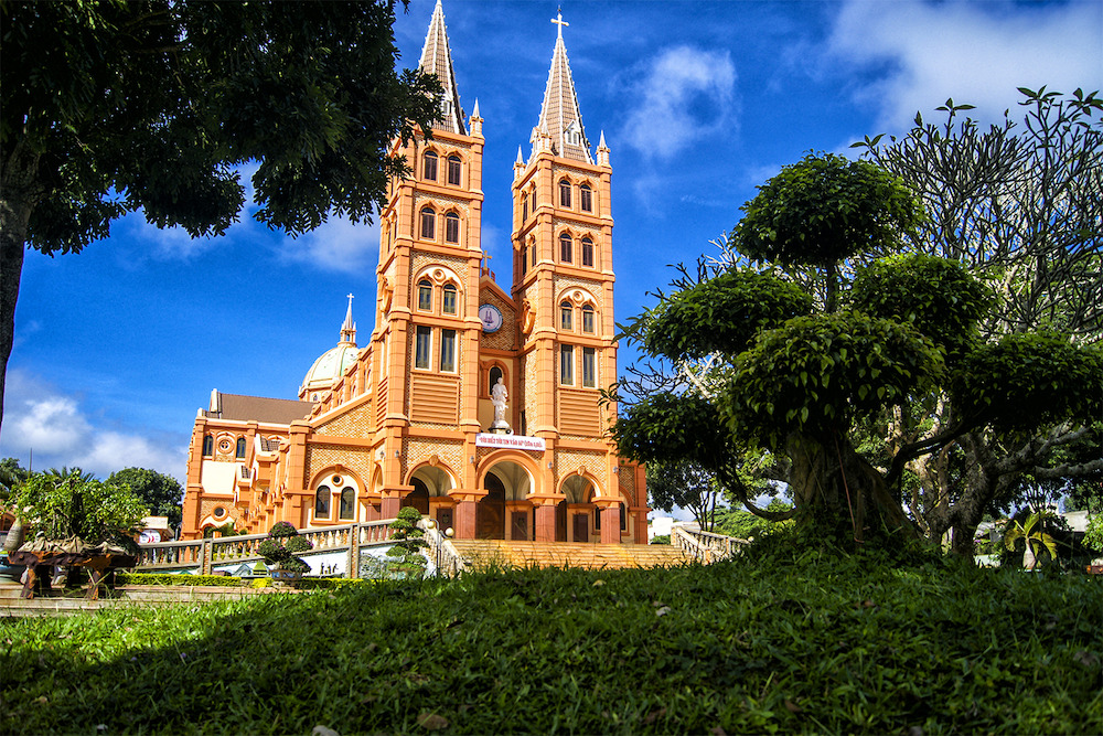 Nhà thờ ở Buôn Hồ 