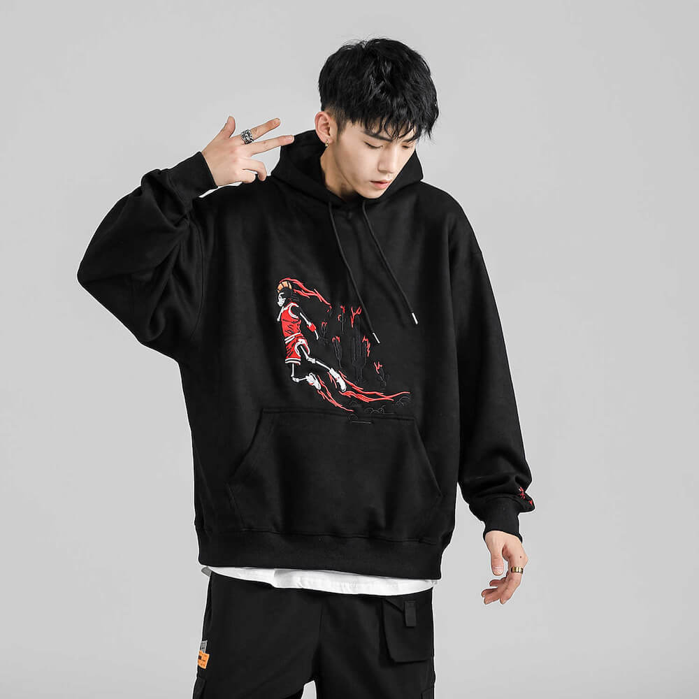 Áo hoodie và quần ống rộng trẻ trung, năng động