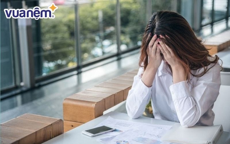 Stress căng thẳng kéo dài có thể là nguyên nhân dẫn tới chứng bốc hỏa