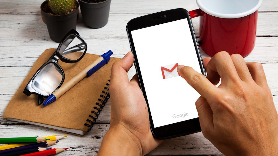 Cách tạo tài khoản Gmail trên máy tính và điện thoại có khó không?