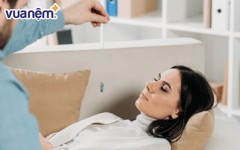 Thôi miên có thể giúp ngủ sâu hơn nhưng chưa thể coi là phương pháp tiêu chuẩn