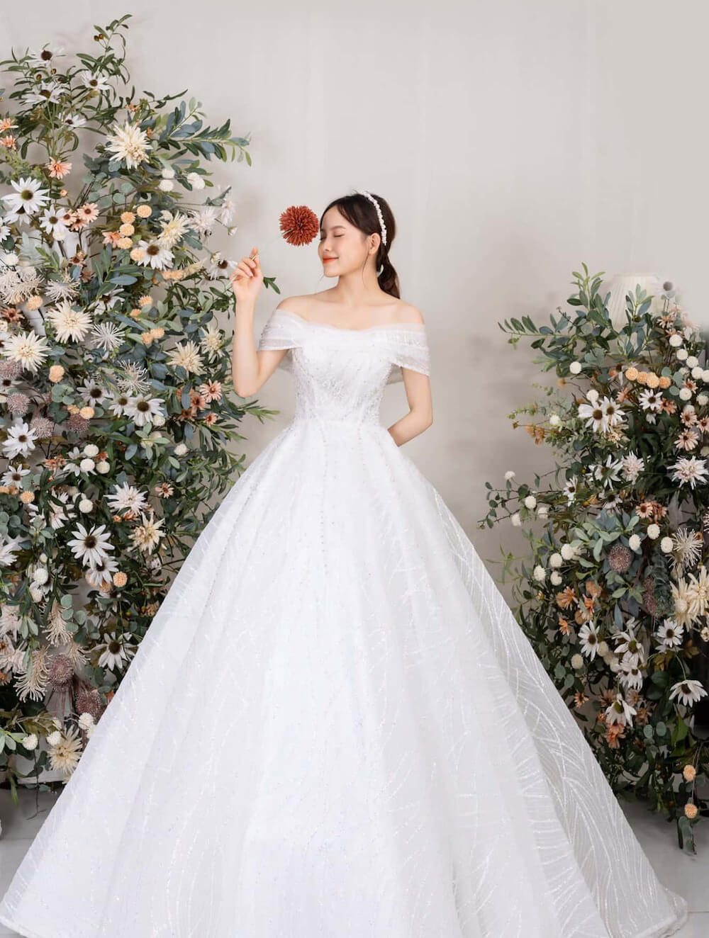 Áo cưới phồng xòe hồng nhẹ bẹc vai - L110 - Hien Vy Bridal | Áo cưới Hiên  Vy | Cho thuê áo cưới | Bán áo cưới