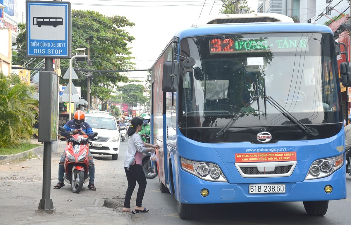 các tuyến xe buýt ở bến xe ngã tư ga