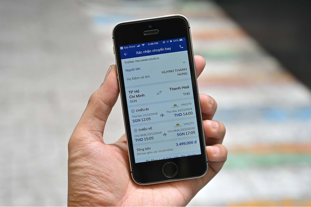 Hành khách có thể mua vé máy bay thông qua app ngân hàng