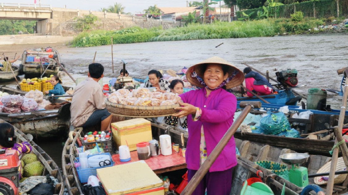 chợ nổi trên sông miền tây