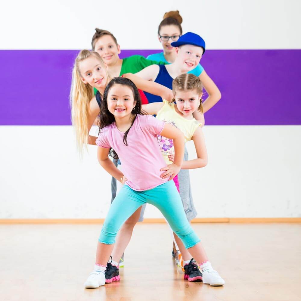 Học nhảy múa giúp bé vui vẻ hơn, tự tin hơn