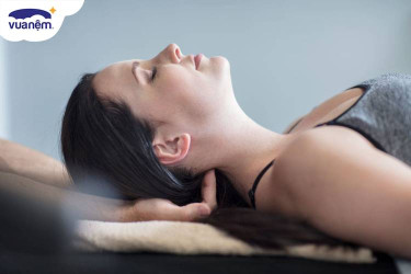 Tại sao massage gây bùn ngủ