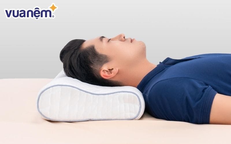 Ngủ kê cao đầu giảm chảy nước miếng khi ngủ