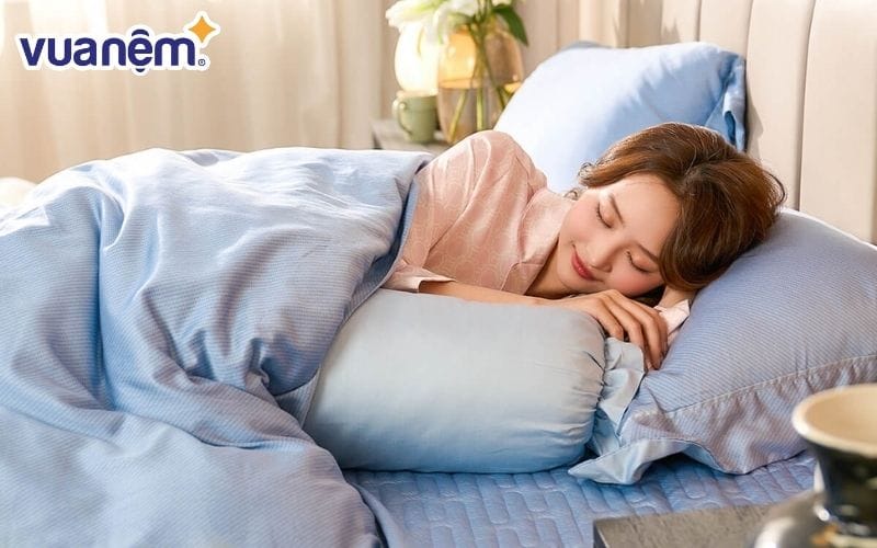 Ngủ trưa chớp mắt là một trong các kiểu ngủ trưa được nhiều chuyên gia khuyến khích