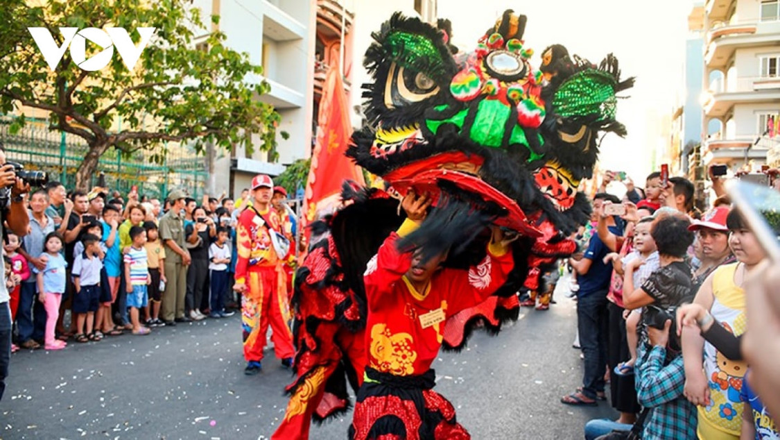 tết nguyên tiêu nghĩa là gì