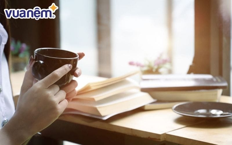 Bạn nên uống cà phê vào giữa buổi sáng