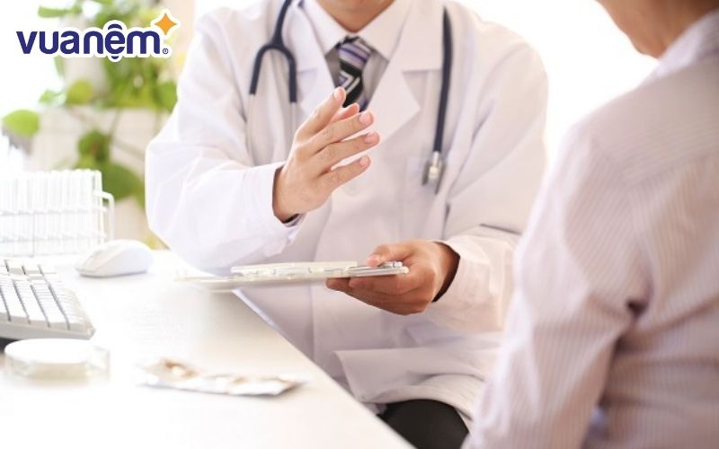 Bạn nên khám sức khỏe định kỳ để theo dõi sức khỏe