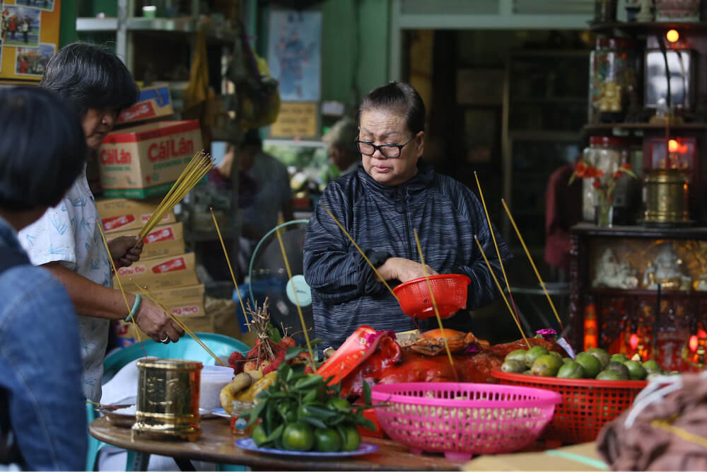 Nghi thức cúng cô hồn 