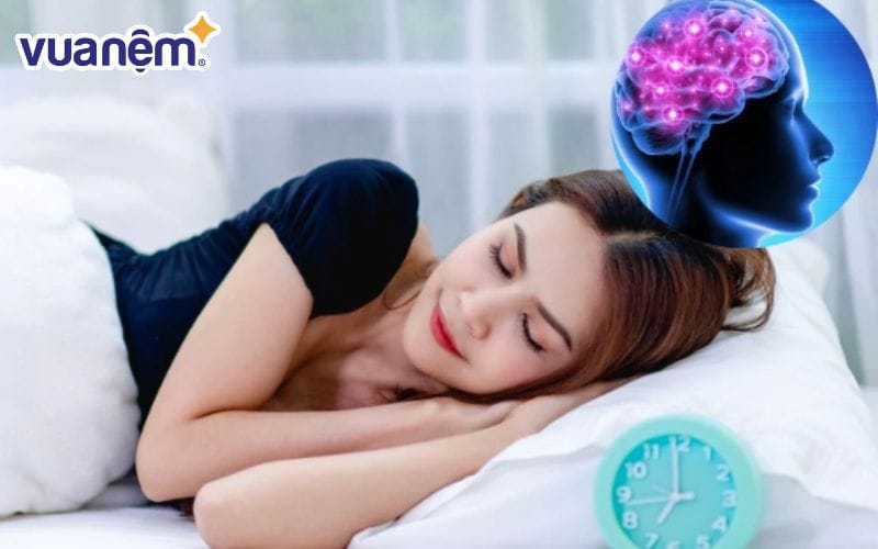 Ngủ nghiêng sang là tư thế phù hợp với người thiếu máu não