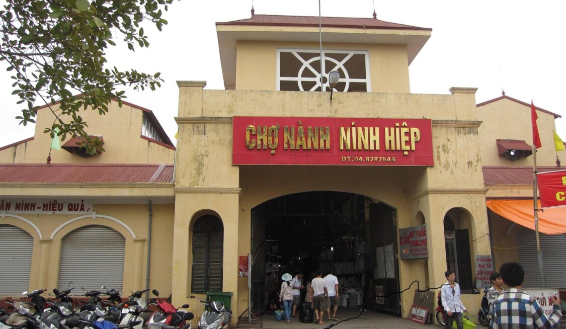 chợ ninh hiệp ở đâu