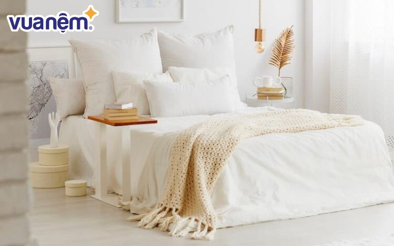 Màu trắng thể hiện sự sang trọng, mát mẻ, dễ chịu