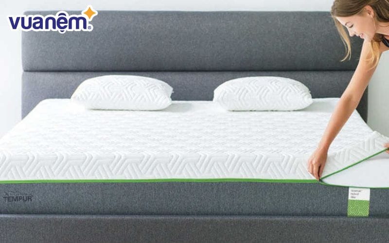 Nệm foam làm mát Tempur Hybrid Elite