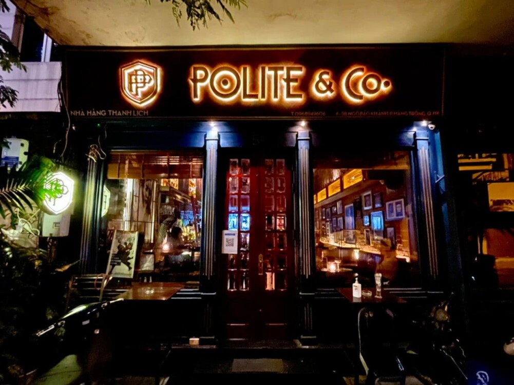Quán Pub Polite & Co