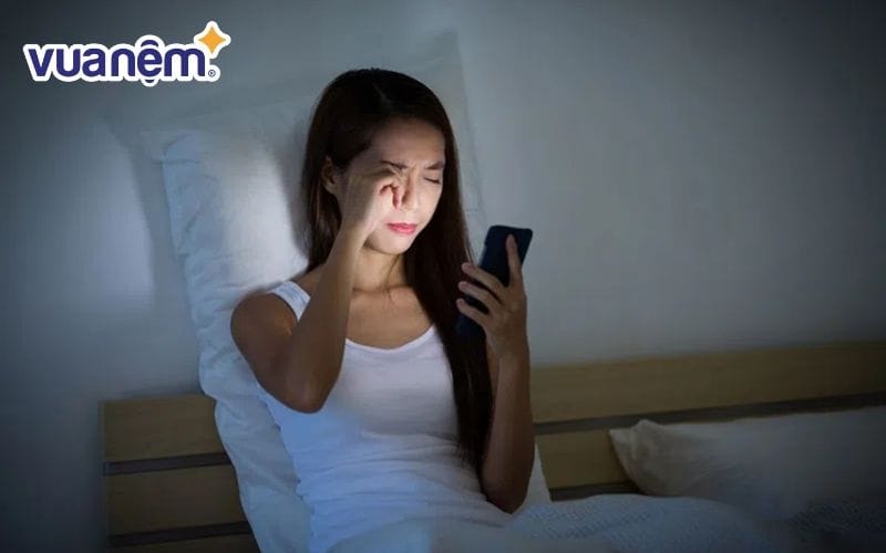 Một yếu tố phổ biến khác gây rối loạn nhịp học là thói quen thức khuya