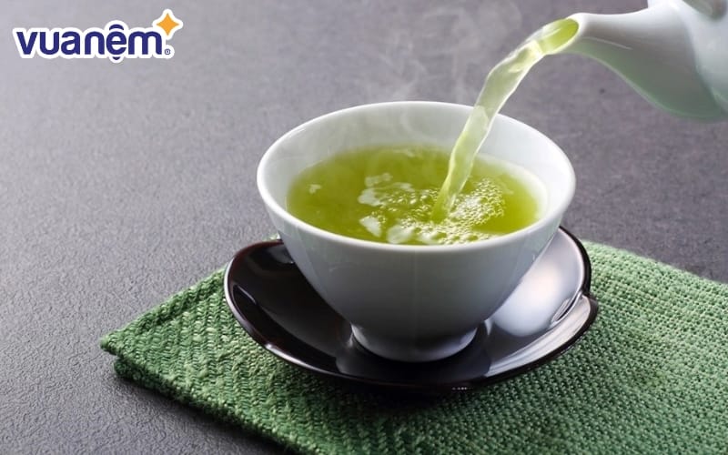 Không nên xem nước lá như nước uống hằng ngày để hỗ trợ ngủ ngon