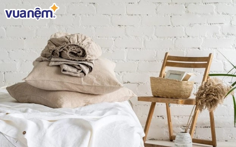 Chuyên gia khuyên rằng nên mua ga giường mới sau mỗi 2 đến 3 năm