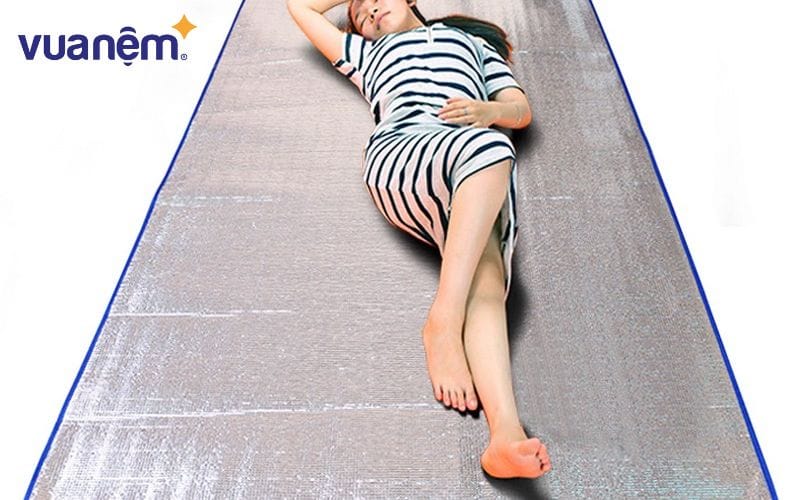 Thảm ngủ trưa văn phòng chất liệu chống thấm