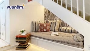 Giải đáp: Có nên đặt giường ngủ dưới gầm cầu thang không?