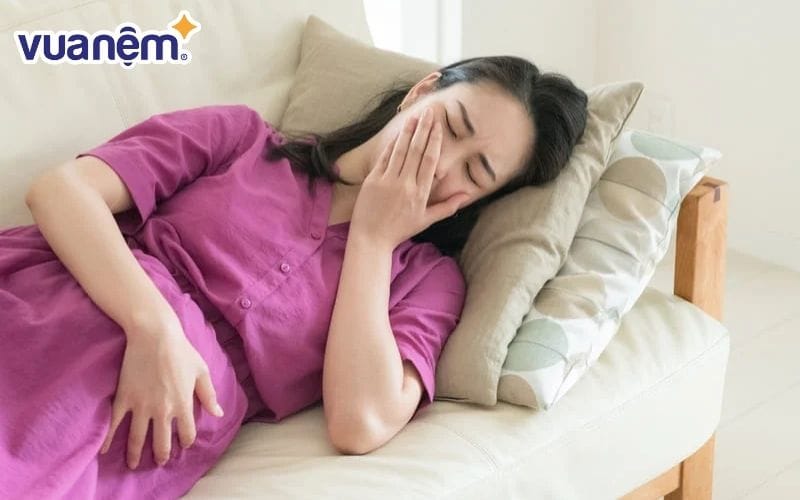 Những mẹ bầu khó ngủ, không thể vào giấc lại được sau khi đã thức dậy.