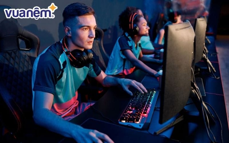 Hạn chế sử dụng điện thoại, máy tính trước giờ đi ngủ giúp game thủ ngủ ngon hơn