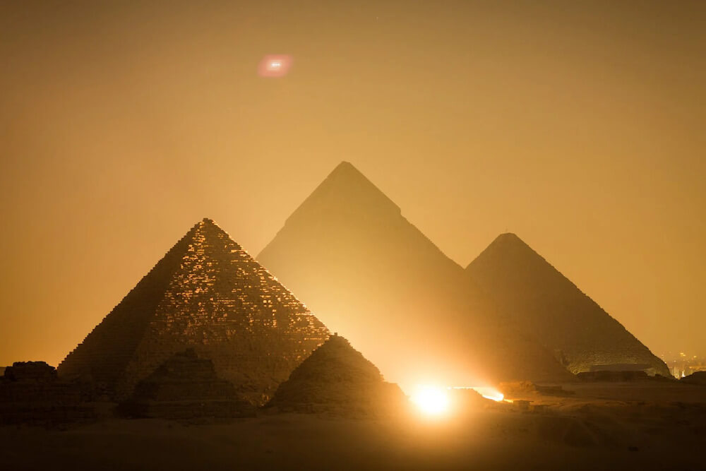 Kim Tự Tháp Ai Cập nằm ngay ở trung tâm lục địa thế giới