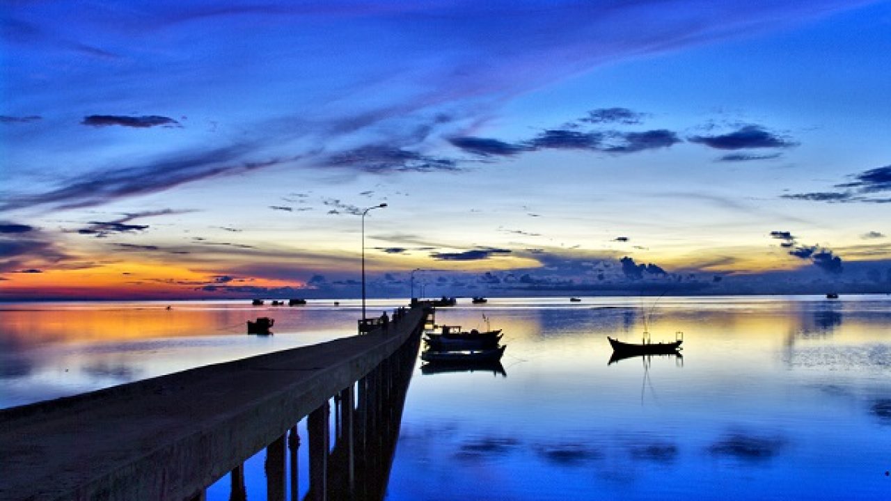 làng chài hàm ninh ở đâu