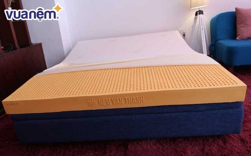 Nệm Vạn Thành 5cm đang được khách hàng ưa chuộng nhờ giá thành hợp lý