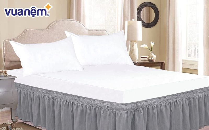 Váy giường giúp che khuyết điểm và bảo vệ giường đệm hiệu quả