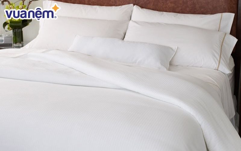 Bộ chăn ga sử dụng ở khách sạn được chia thành 3 nhóm