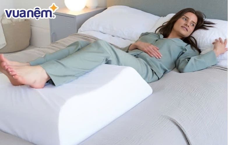Nâng cao phần đầu giường không chỉ giúp giảm trào ngược mà còn hỗ trợ tuần hoàn máu tốt hơn