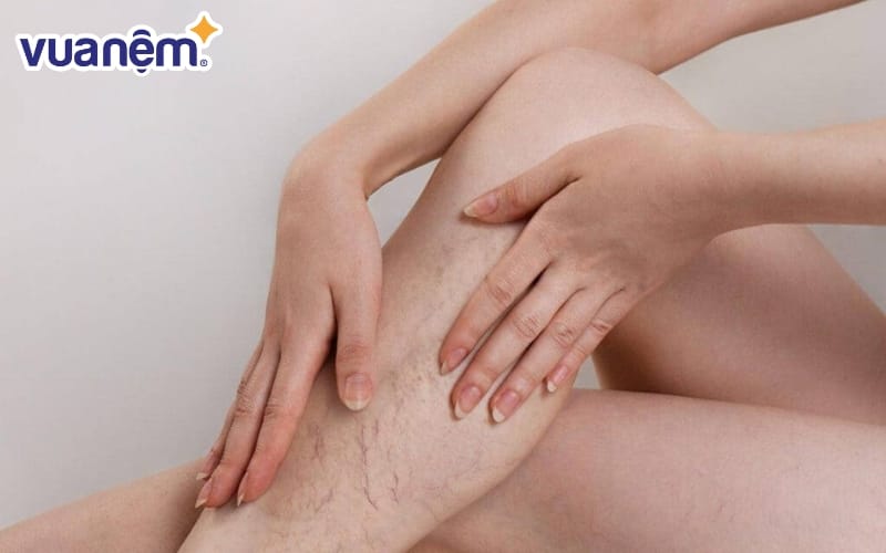 Xoa bóp chân để tăng cường lưu thông máu