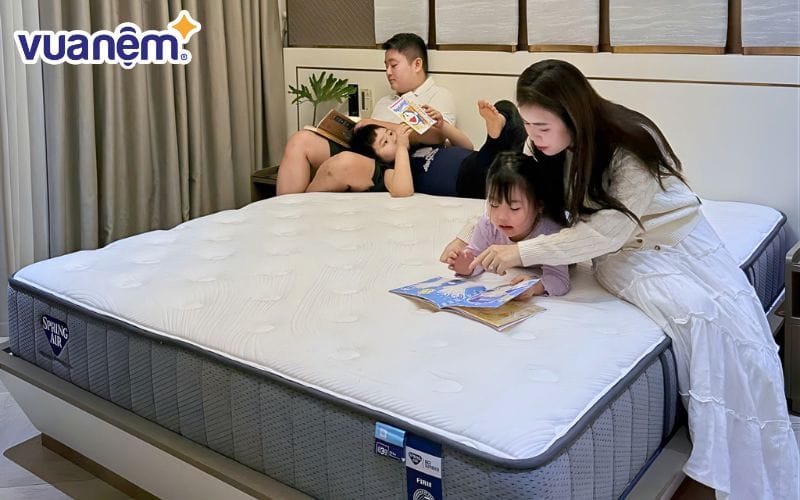 Cải thiện giấc ngủ tuổi dậy thì với chăn ga gối nệm phù hợp từ Vua Nệm