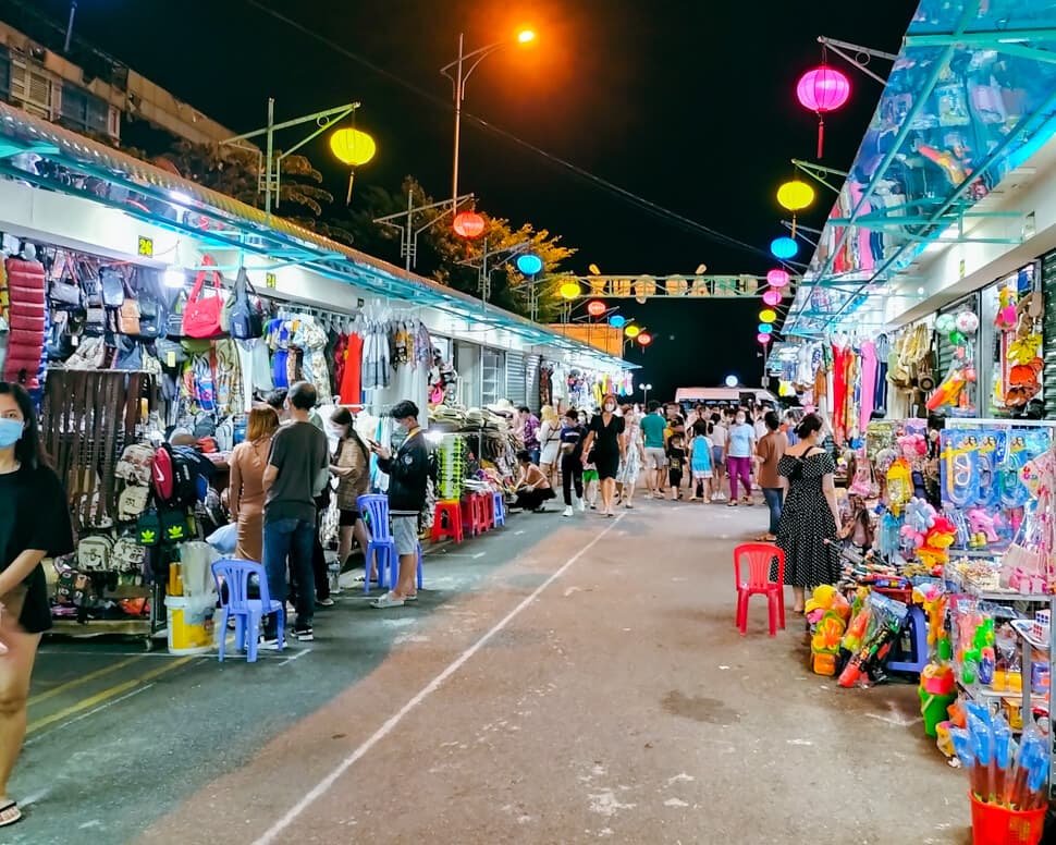 chợ đêm ở nha trang