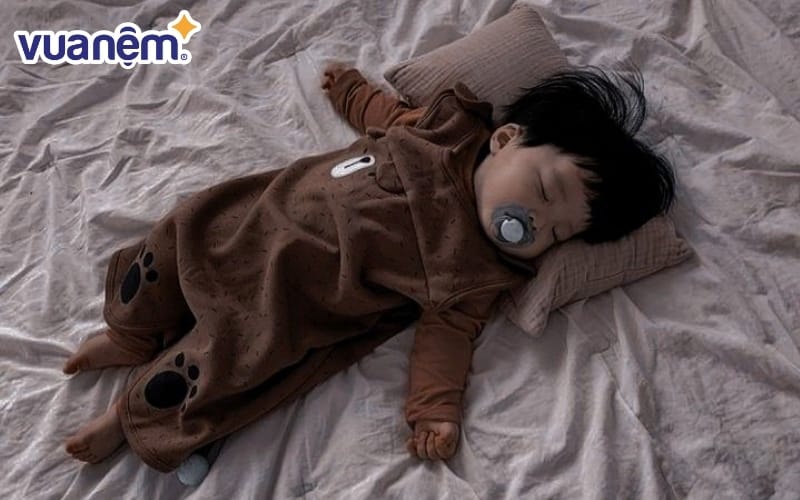 Bé ngủ sớm và đủ giấc có thể cải thiện hoạt động trí não hiệu quả