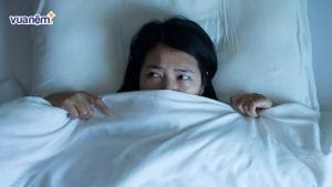 Hội chứng sợ ngủ một mình là gì? Nguyên nhân và giải pháp khắc phục