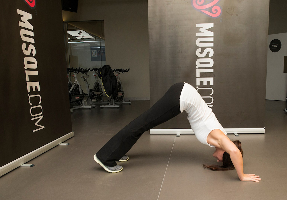 Cách thực hiện bài tập Pike Push-ups