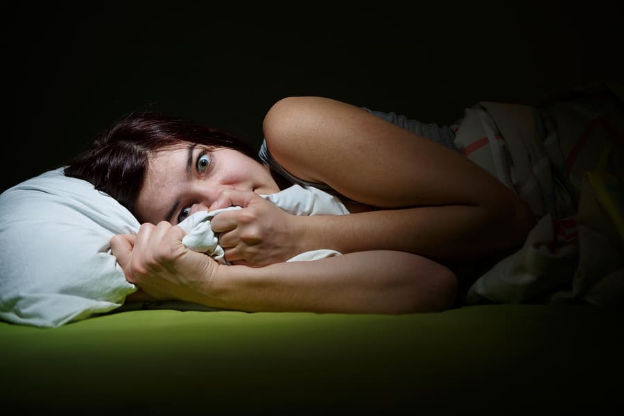 Thiếu ngủ làm chúng ta đối mặt với các phản ứng sợ hãi