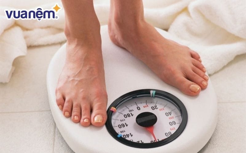 Thiếu ngủ khiến bạn khó kiểm soát cân nặng