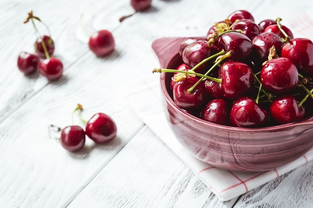 Ăn cherry giúp bạn ngủ ngon hơn