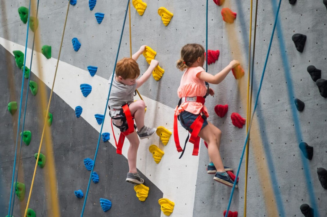 địa chỉ leo núi nhân tạo Hà Nội Jump Arena Climbing