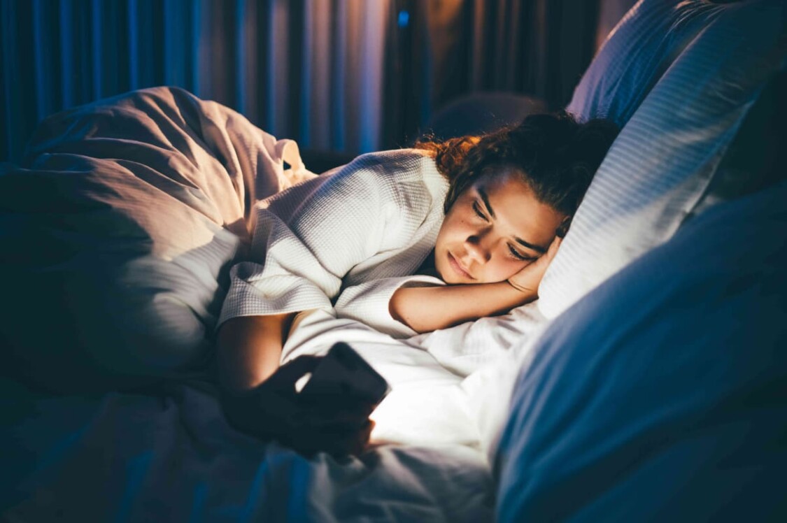 loại bỏ ánh sáng xanh ảnh hưởng đến giấc ngủ